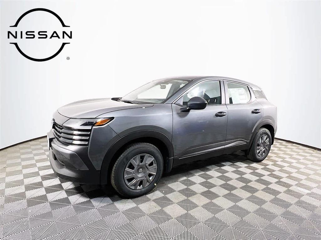 New 2025 Nissan Kicks S