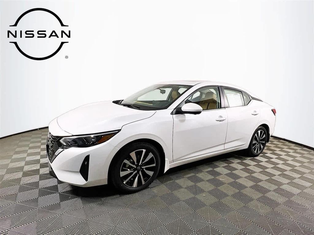 New 2025 Nissan Sentra SV