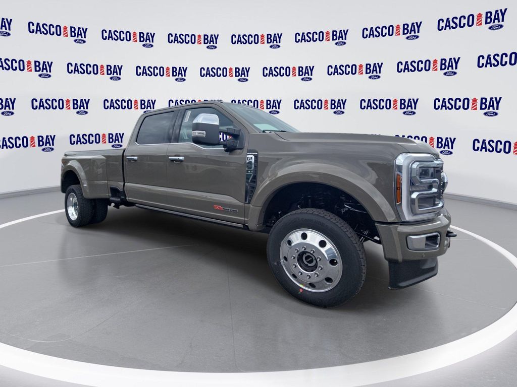 New 2026 Ford F-450 Platinum