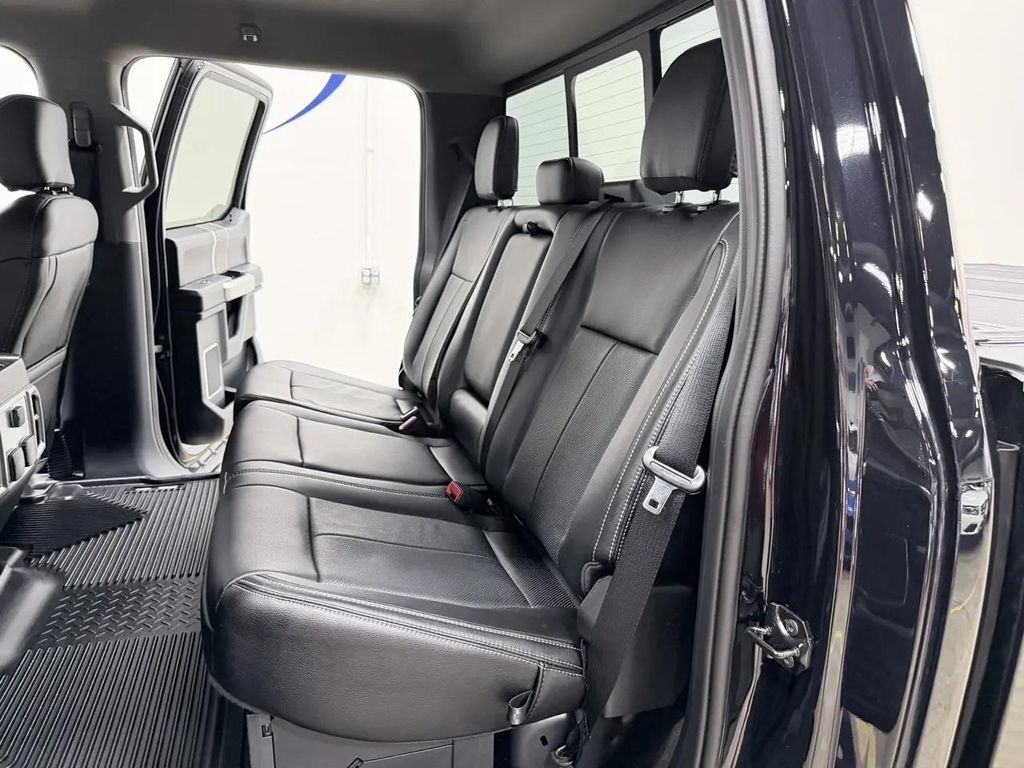 2020 FORD F-250 LARIAT — миниатюра 30