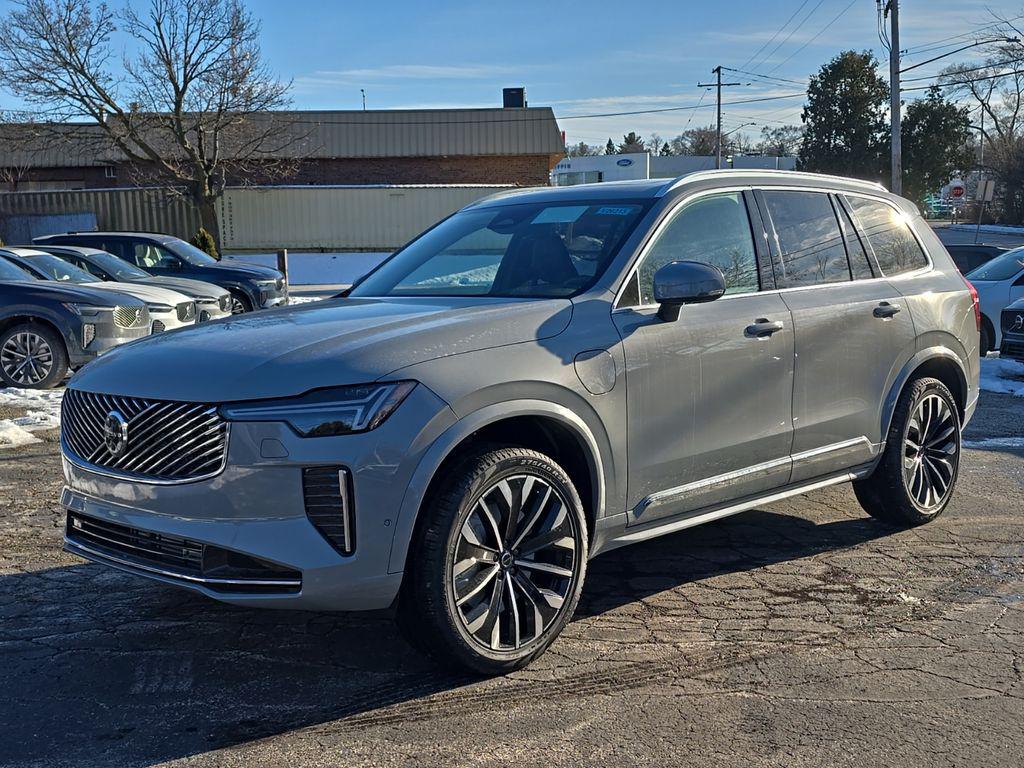 New 2026 Volvo XC90 Plug-In Hybrid Plus, T8 AWD, Electric/Gasoline, Bright, 7 Seats