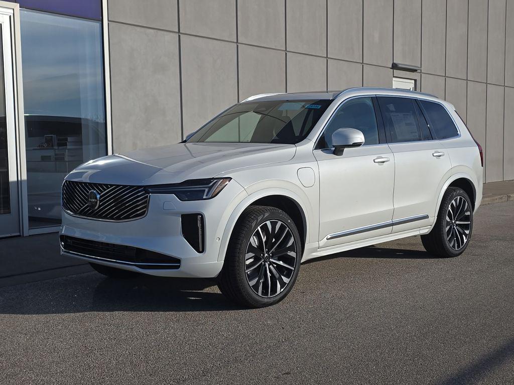 New 2026 Volvo XC90 Plug-In Hybrid Plus, T8 AWD, Electric/Gasoline, Bright, 7 Seats