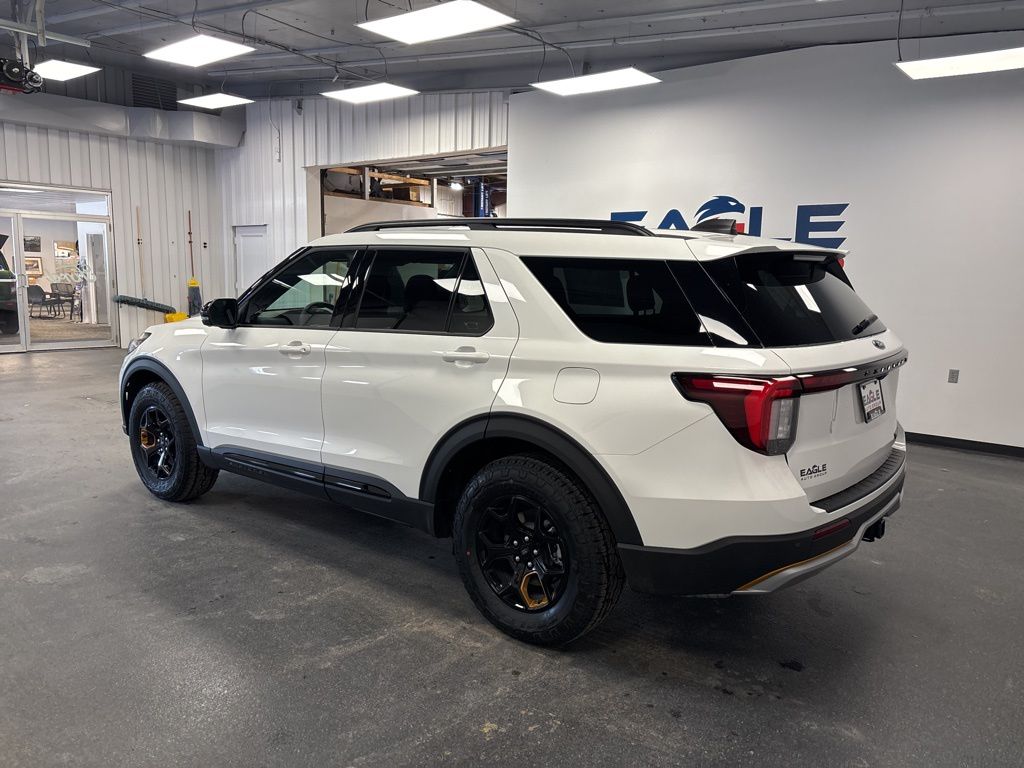 صورة 7 لـ 2026 FORD EXPLORER TREMOR
