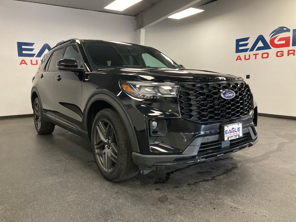 2025 FORD EXPLORER ST-LINE 照片 2