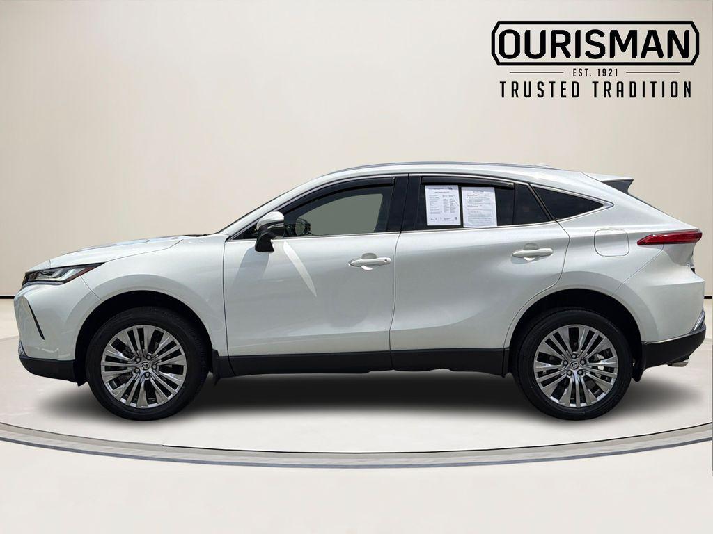صورة 3 لـ 2022 Toyota VENZA XLE