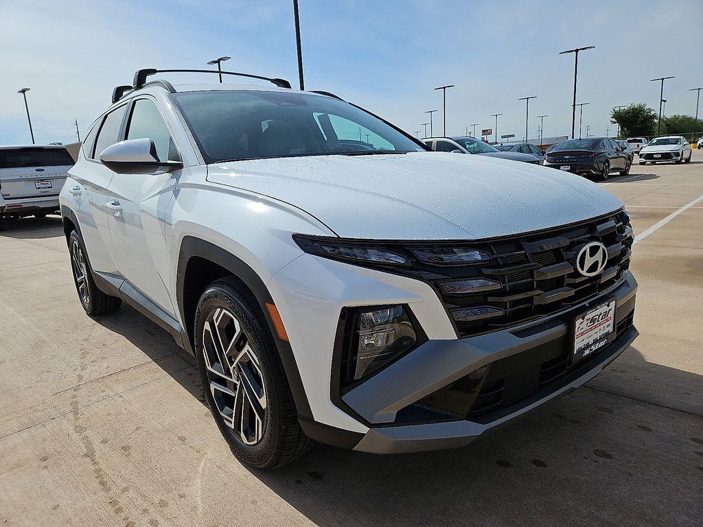 New 2026 Hyundai TUCSON SEL