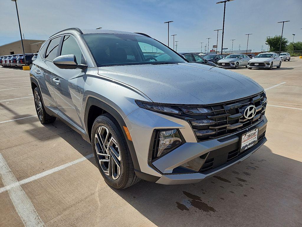 New 2026 Hyundai TUCSON SEL