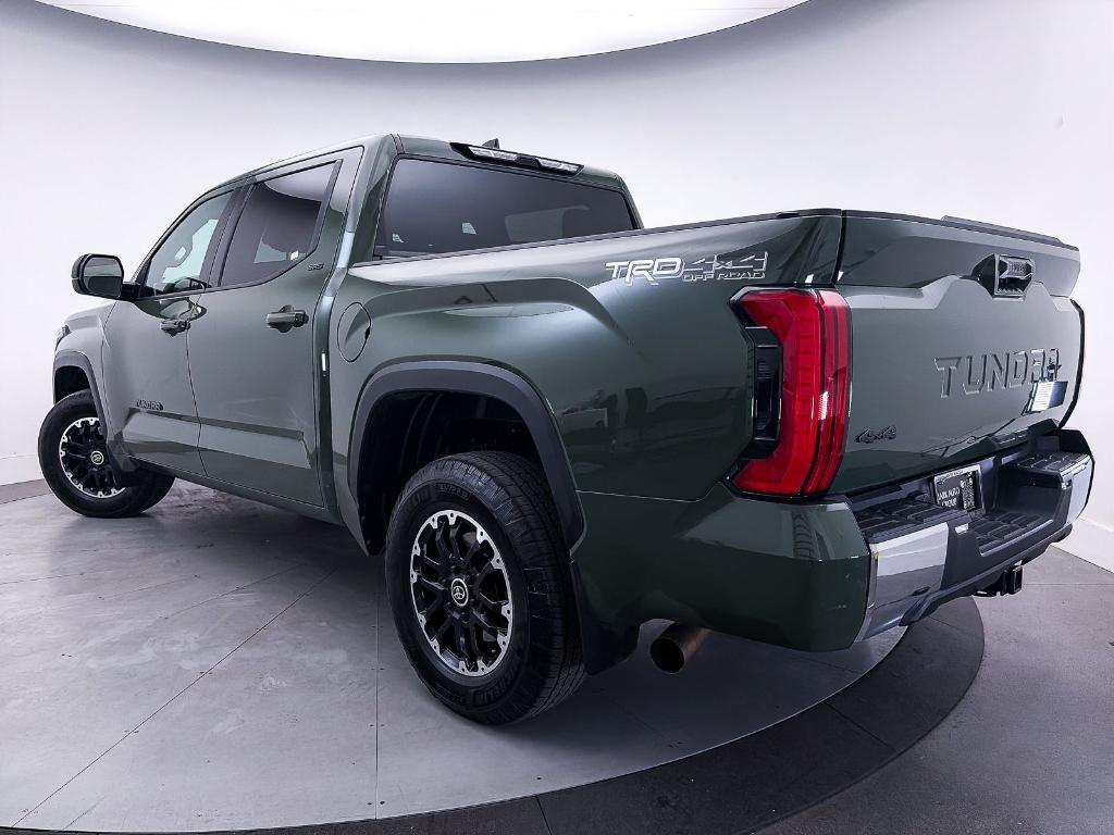 TOYOTA TUNDRA - 2