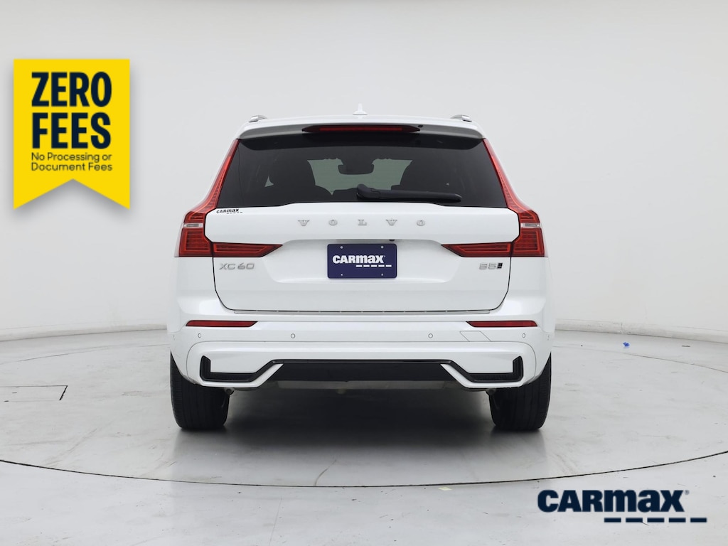 صورة 7 لـ 2024 Volvo XC60 B5 PLUS DARK THEME