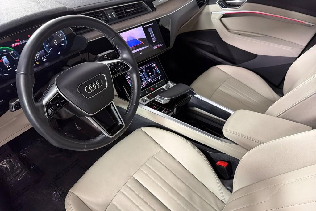 2024 AUDI Q8 E-TRON PREMIUM 照片 9