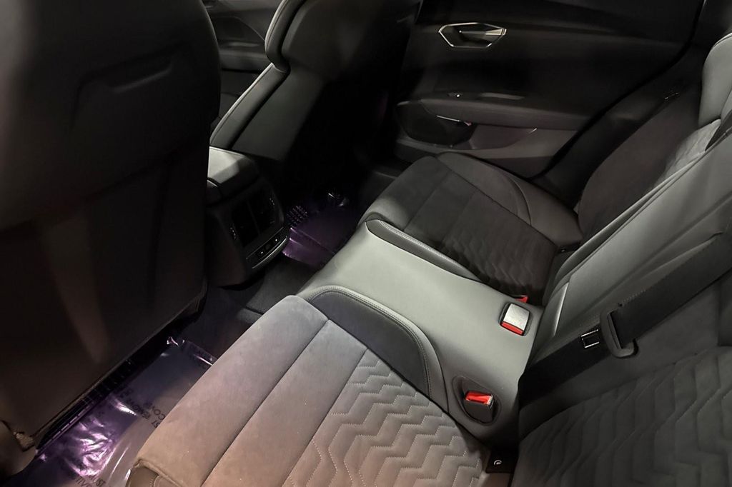 2026 AUDI S E-TRON GT PREMIUM PLUS QUATTRO — миниатюра 11