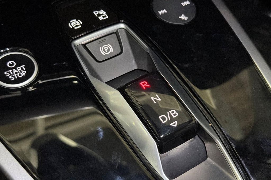 2024 AUDI Q4 E-TRON PREMIUM 55 QUATTRO — фото 20