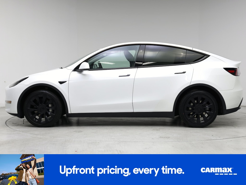 TESLA MODEL Y LONG RANGE - 3