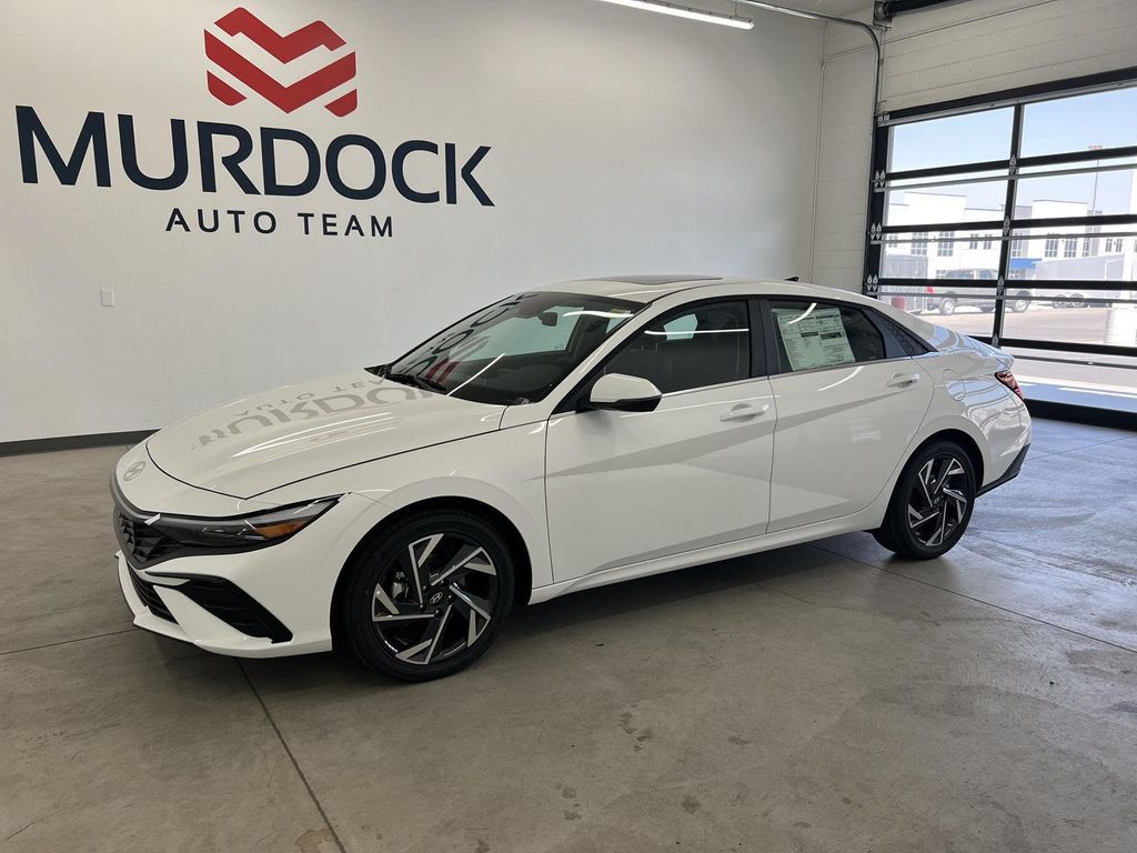 New 2026 Hyundai ELANTRA HEV Limited