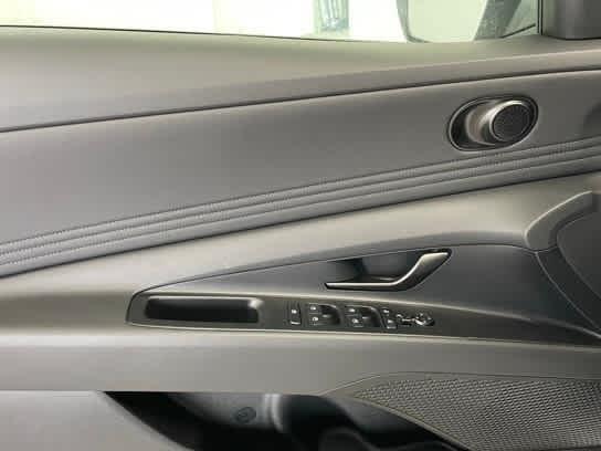 New 2025 Hyundai ELANTRA HEV SEL Sport