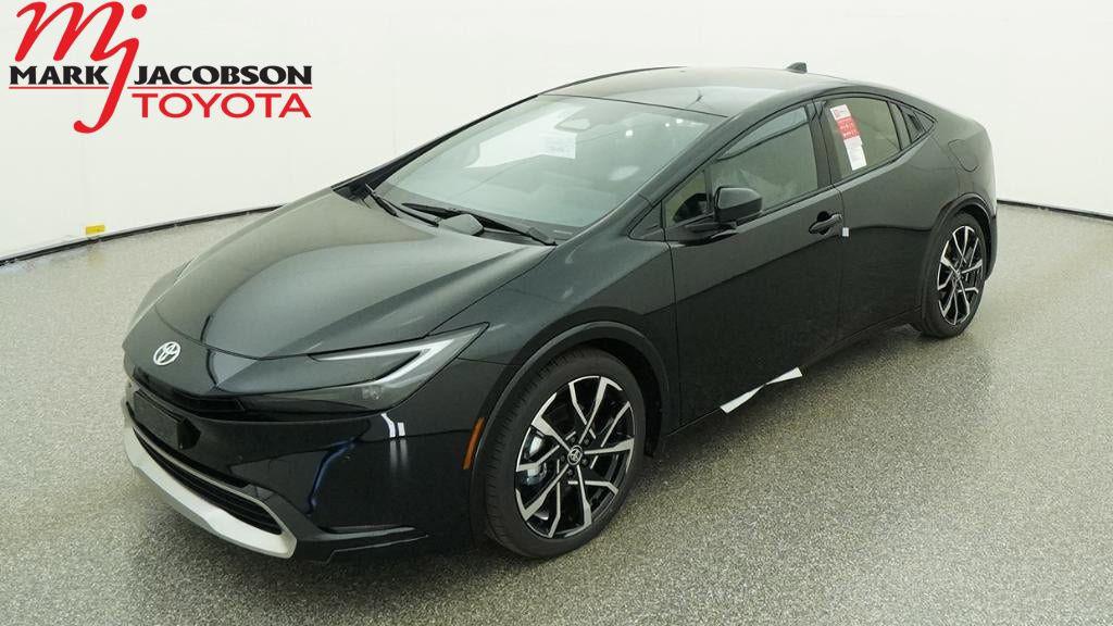 New 2026 Toyota Prius Plug-In Hybrid XSE Premium