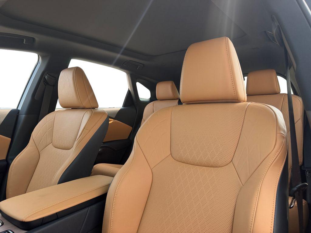 صورة مصغرة 24 لـ 2026 Lexus RX 350 PREMIUM