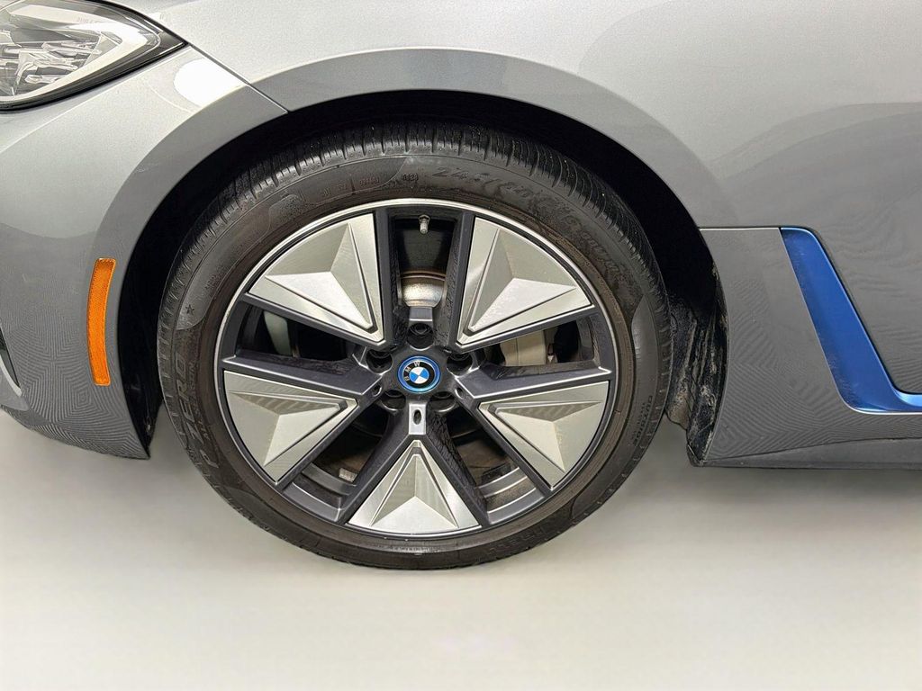 صورة مصغرة 33 لـ 2023 BMW I4 GRAN COUPE EDRIVE35
