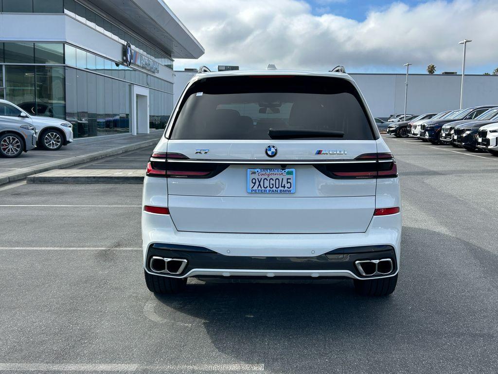 2026 BMW X7 M60I — фото 4