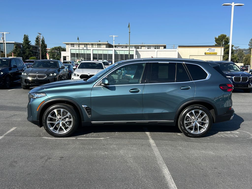 صورة 2 لـ 2024 BMW X5 XDRIVE40I