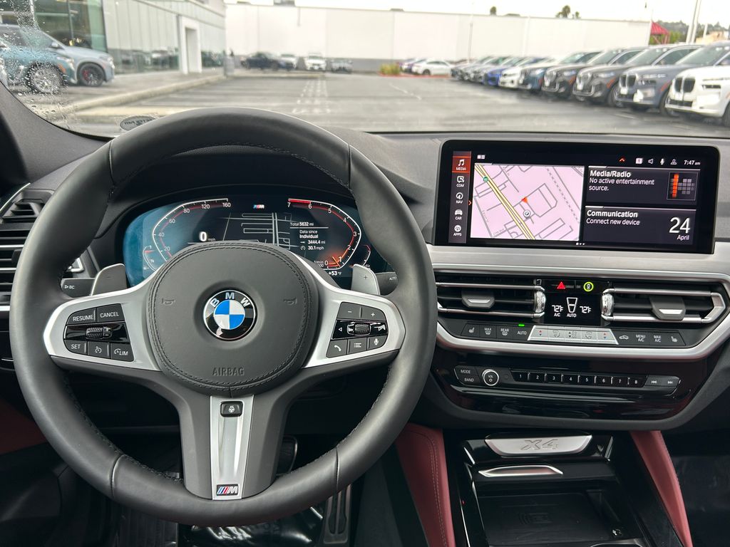 صورة مصغرة 17 لـ 2025 BMW X4 XDRIVE30I