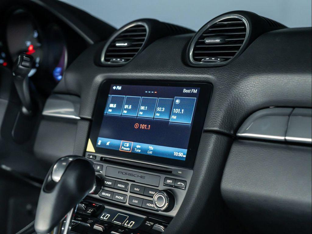 صورة 26 لـ 2023 Porsche 718 CAYMAN T