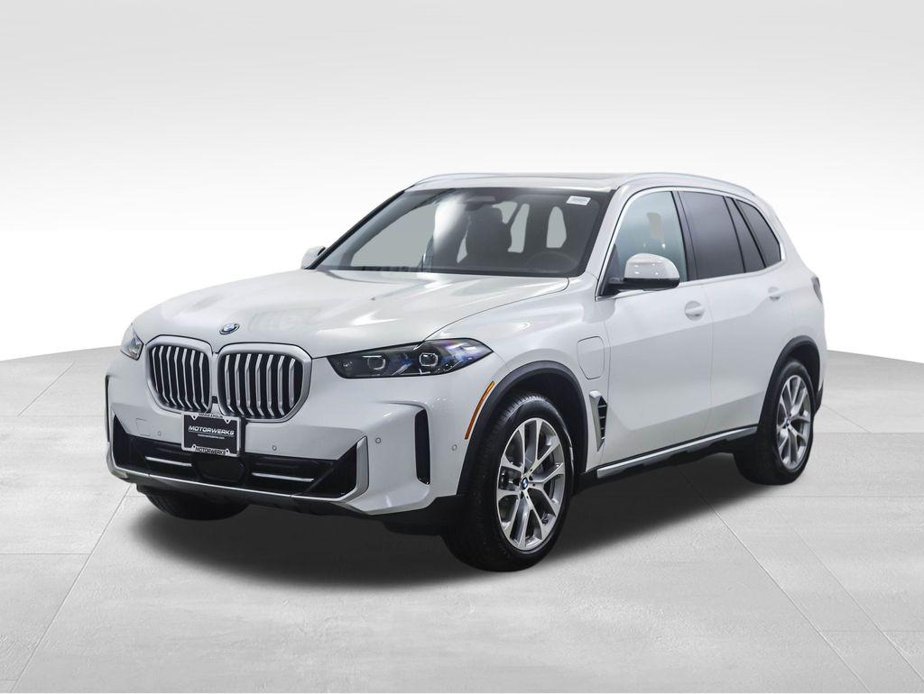 New 2026 BMW X5 PHEV xDrive50e