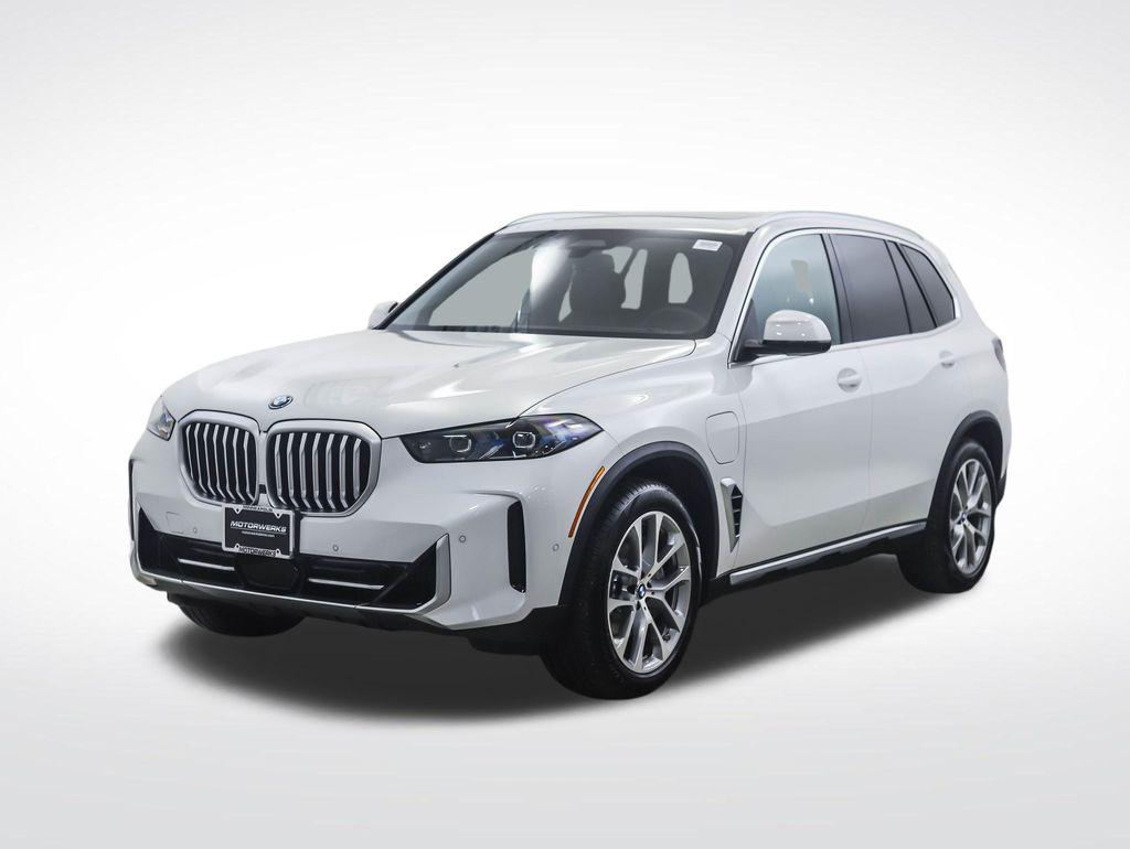 New 2026 BMW X5 PHEV xDrive50e