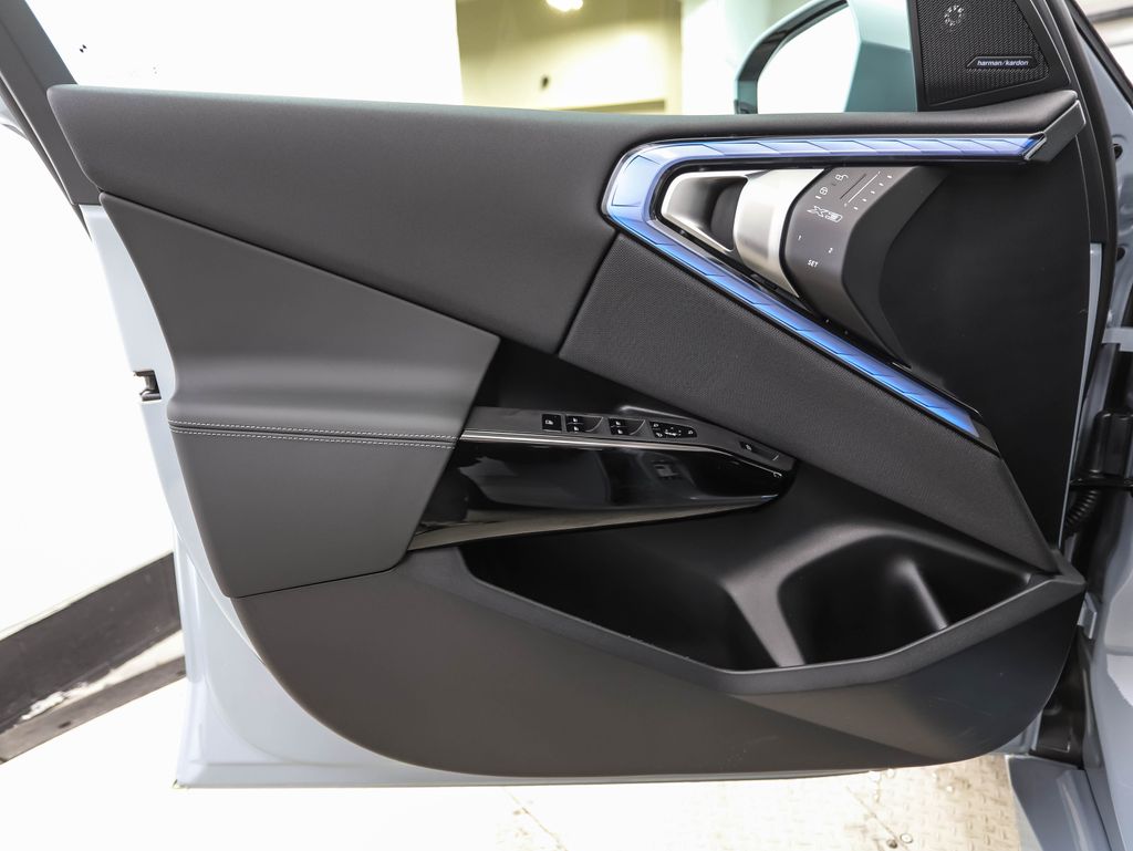 صورة 9 لـ 2026 BMW X3 30 XDRIVE