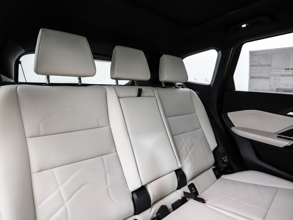 صورة مصغرة 29 لـ 2026 BMW X1 XDRIVE28I