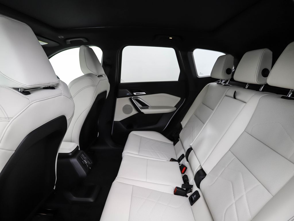 صورة مصغرة 23 لـ 2026 BMW X1 XDRIVE28I