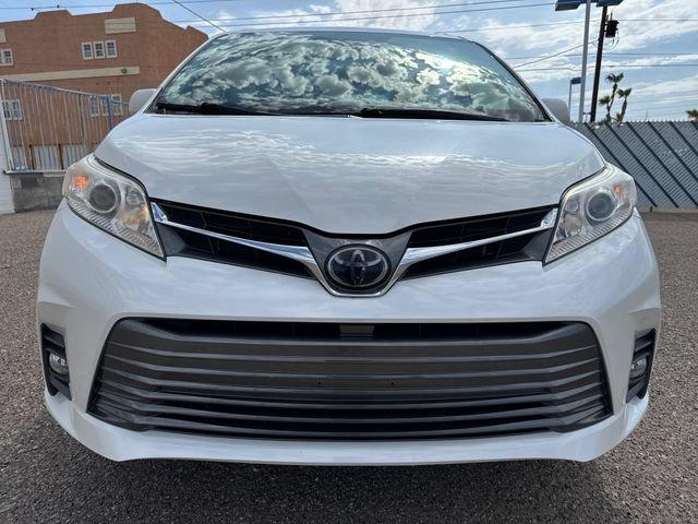 صورة 8 لـ 2020 Toyota SIENNA XLE
