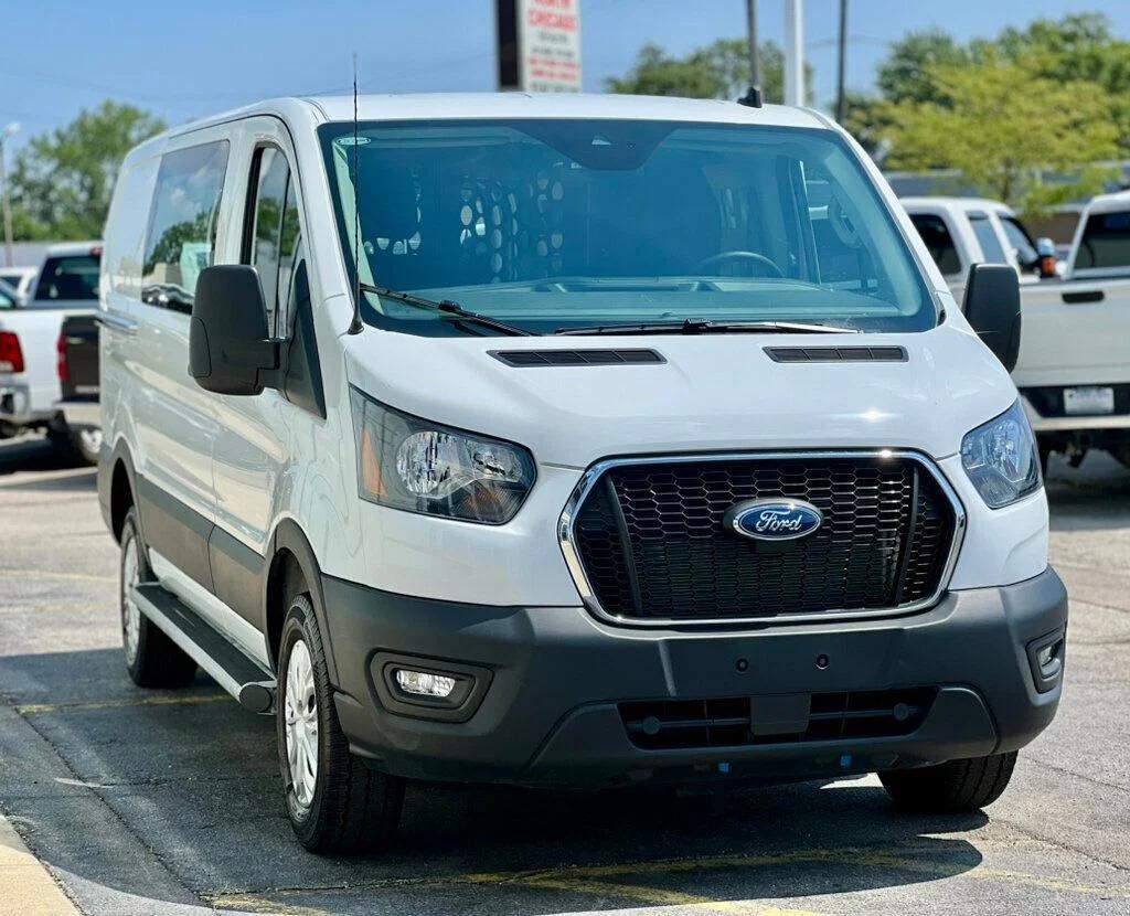 صورة مصغرة 31 لـ 2025 FORD TRANSIT-250 BASE