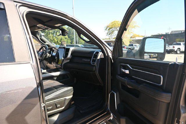 2024 RAM 3500 LARAMIE MEGA CAB 4X4 6'4' BOX 缩略图 44