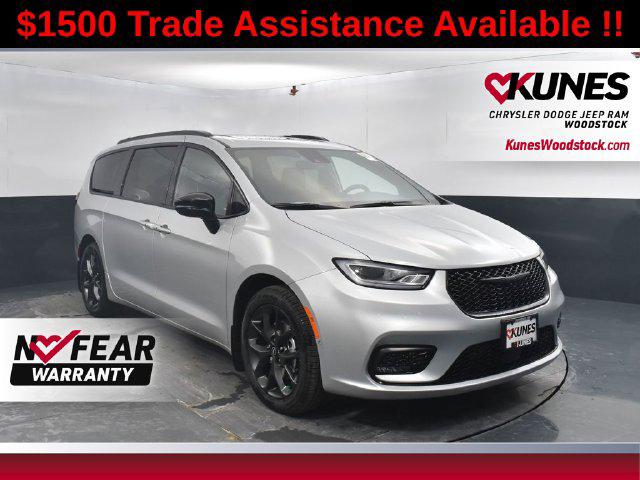 New 2026 Chrysler Pacifica Limited