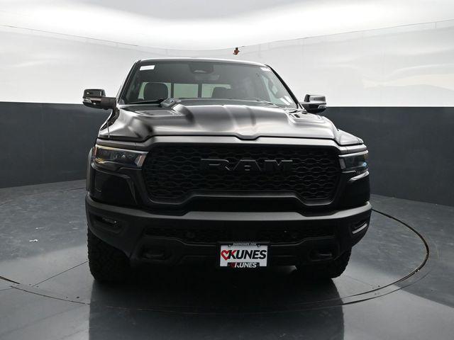 2026 RAM 1500 REBEL 照片 2