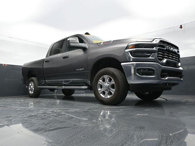 صورة مصغرة 43 لـ 2025 RAM 2500 BIG HORN CREW CAB 4X4 6'4' BOX