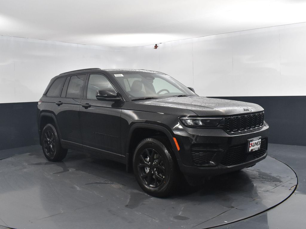 New 2025 Jeep Grand Cherokee Altitude