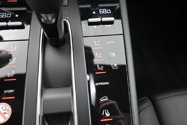 2025 Porsche MACAN — миниатюра 32