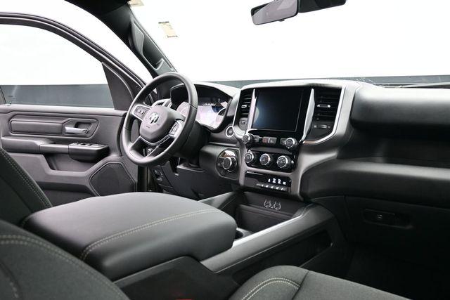 2026 RAM 1500 EXPRESS — миниатюра 32