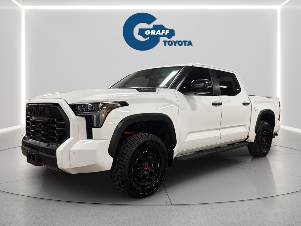 TOYOTA TUNDRA - 2