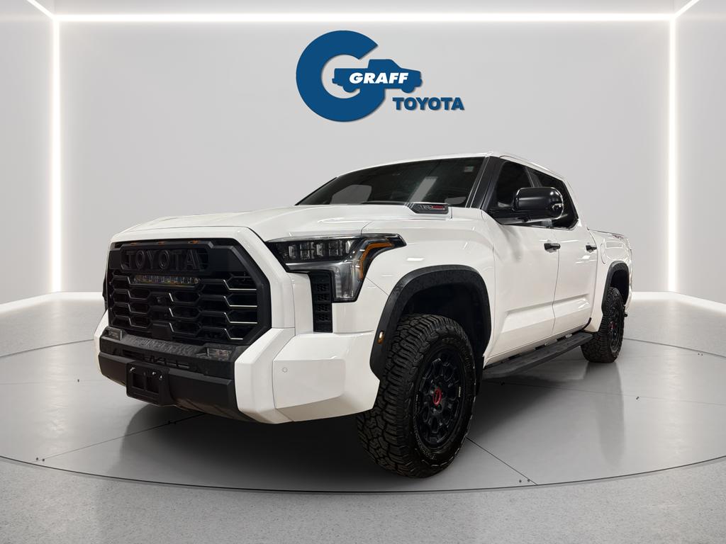 TOYOTA TUNDRA - 1