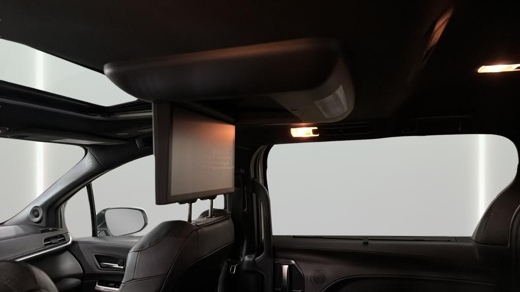 صورة مصغرة 26 لـ 2025 Toyota SIENNA PLATINUM