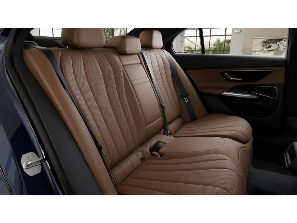 MERCEDES-BENZ E-CLASS - 5