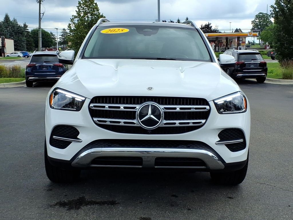صورة 9 لـ 2025 Mercedes-BENZ GLE