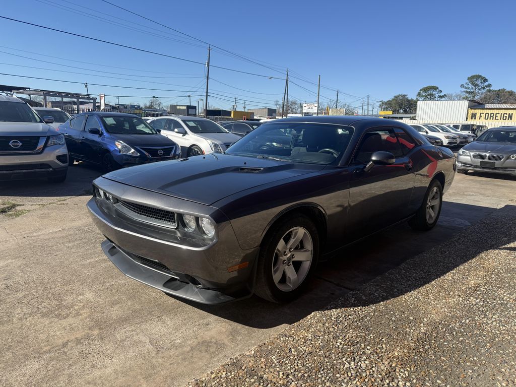 Used 2014 Dodge Challenger SXT
