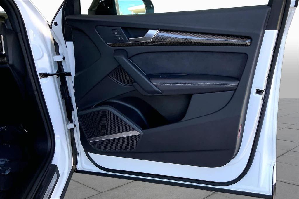 صورة مصغرة 23 لـ 2023 AUDI SQ5 3.0T PREMIUM PLUS