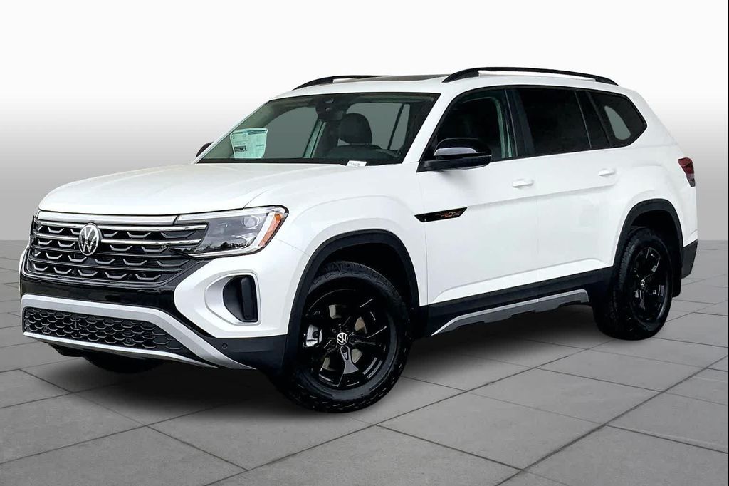 New 2026 Volkswagen Atlas Peak Edition