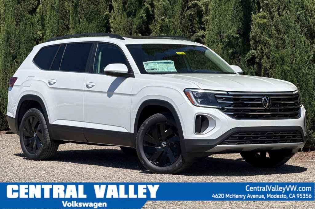 New 2026 Volkswagen Atlas 2.0T SE w/Technology 4MOTION