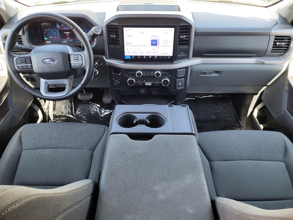 صورة مصغرة 26 لـ 2025 FORD F-150 XLT